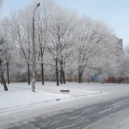 ריבנה Apartment On Vasylya Chervoniya 67 מראה חיצוני תמונה